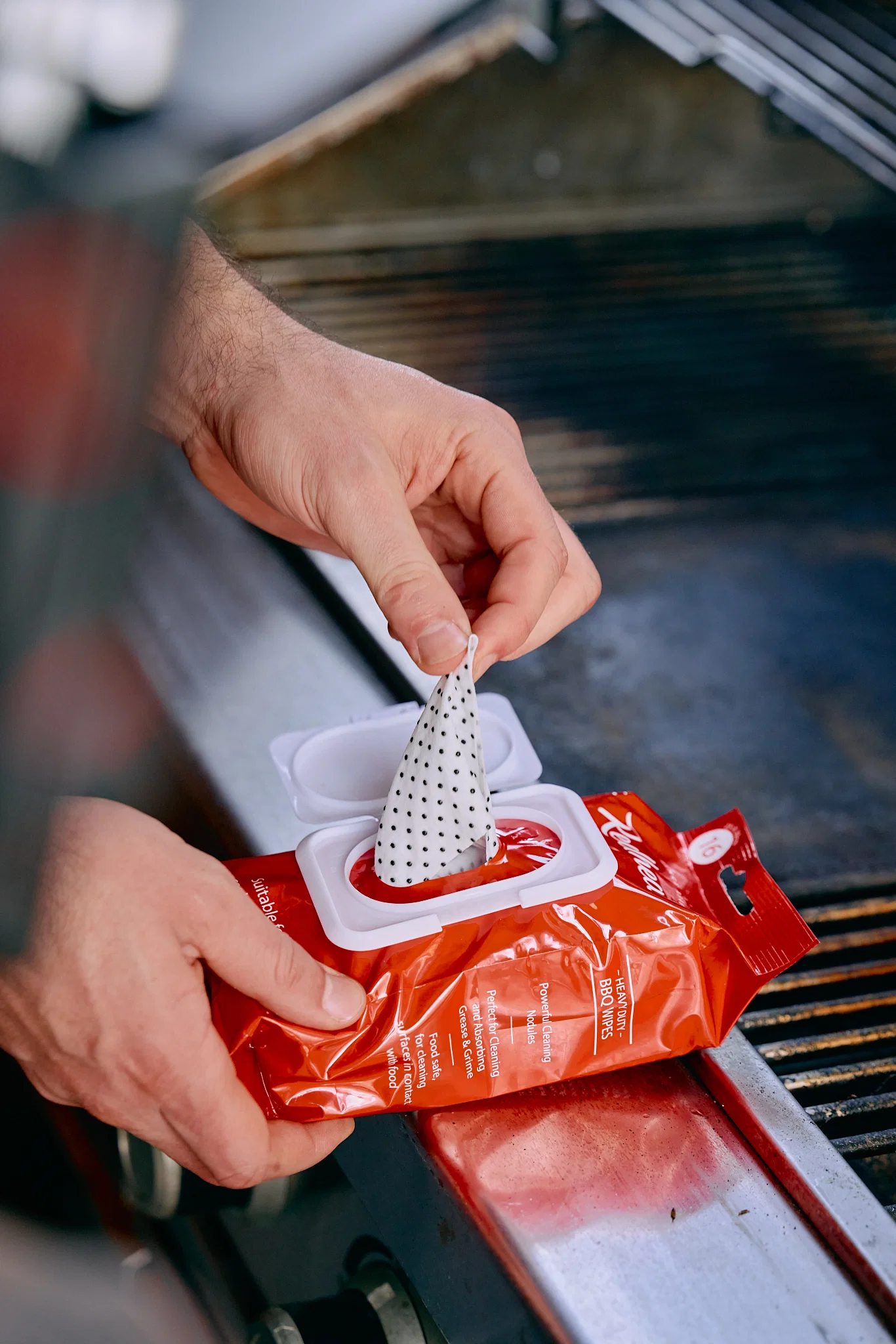 Redheads BBQ Wipes - Image 7